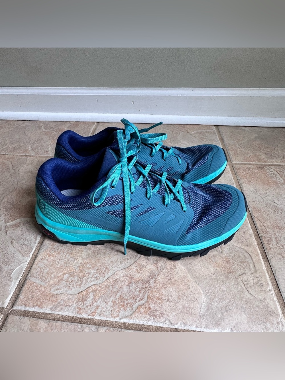 Salomon Outline Trail Running Shoes Blue Teal Hiking Sneakers 407469